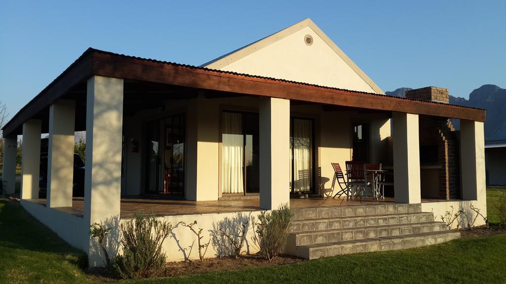 Paddabult Self Catering Cottages Paarl Esterno foto